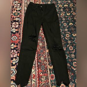 Fashion Nova distressed skinny jeans size 9 preowned